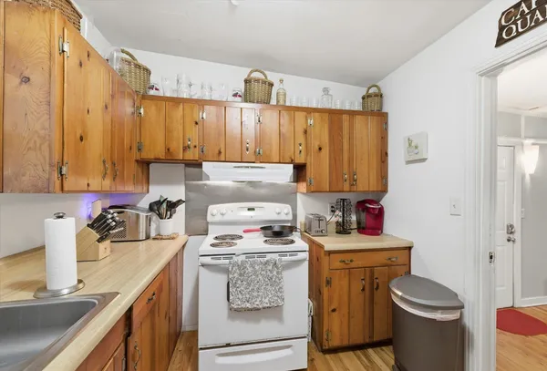 $229,500 | 1815 Jackson Bluff Road, Tallahassee, FL 32304