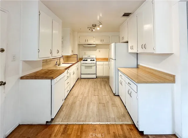 $1,799,999 | 12961 Panama Street, Los Angeles, CA 90066