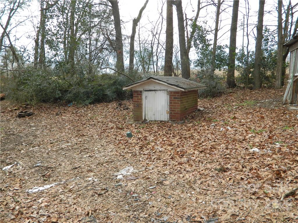 10183 Richard Sandy Road Oakboro, NC 28129 - Photo 4 of 19 Gallery Image 4