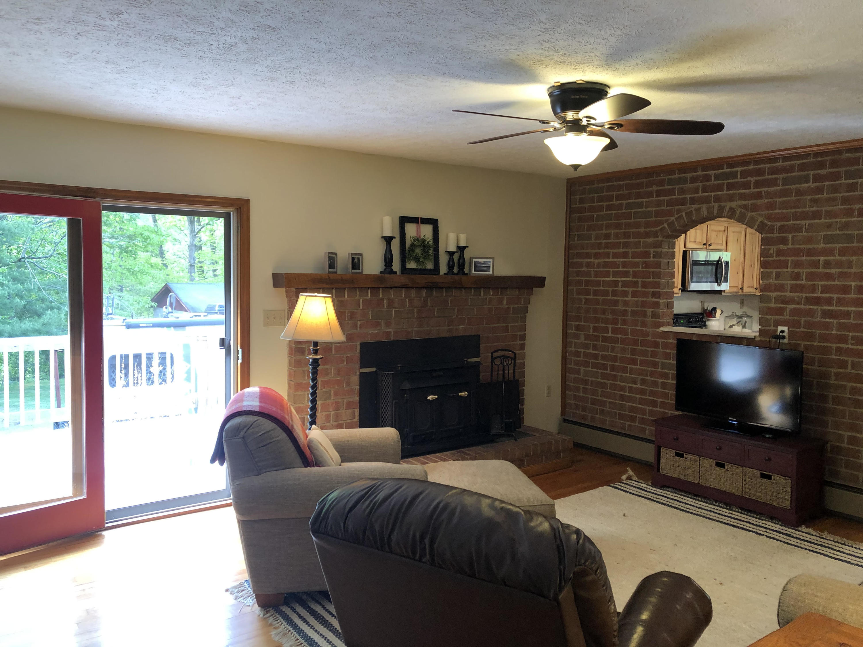 8010 Mill Branch Road Covington, VA 24426 - Photo 13 of 36 den view 2