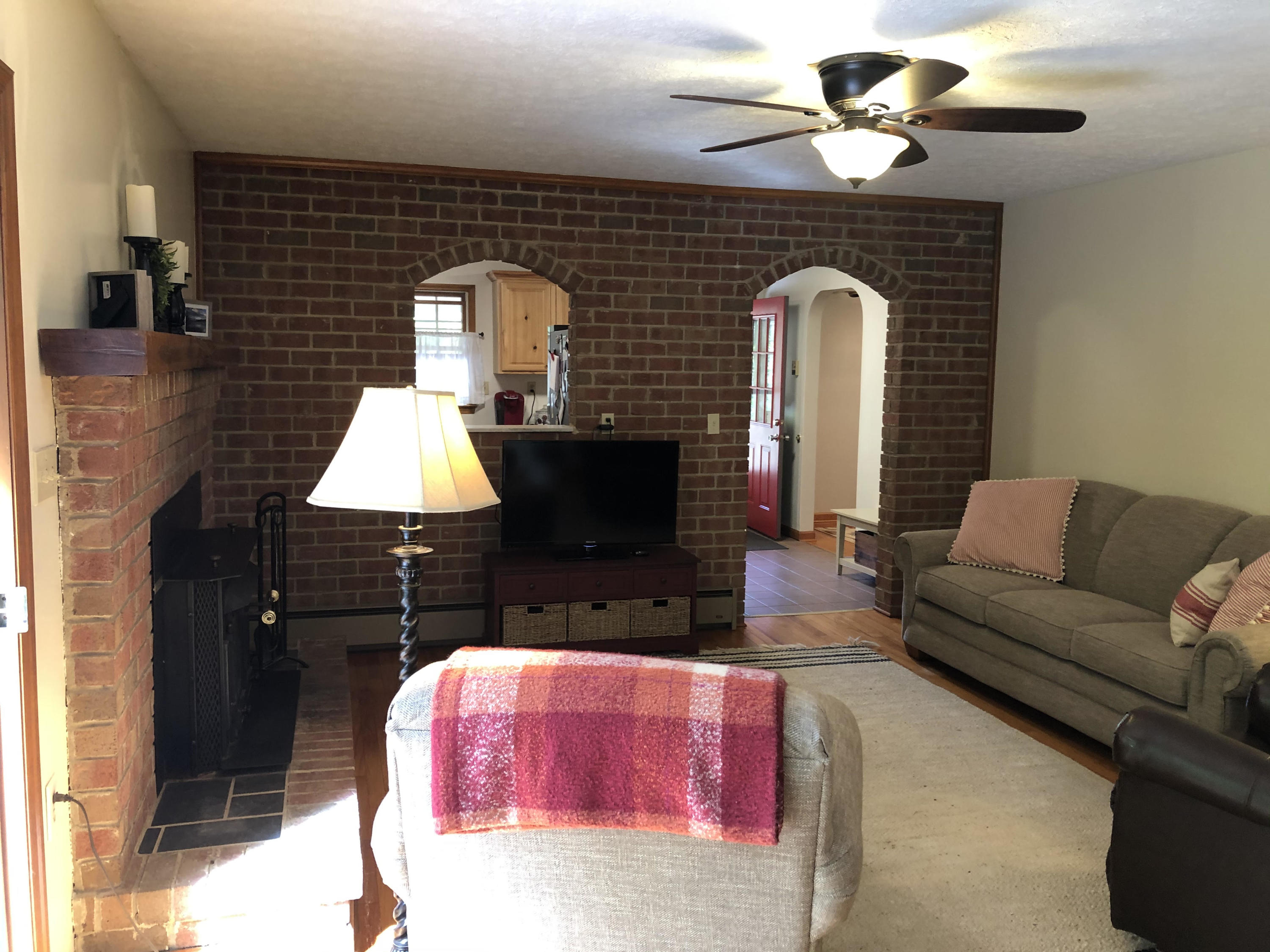 8010 Mill Branch Road Covington, VA 24426 - Photo 14 of 36 den view