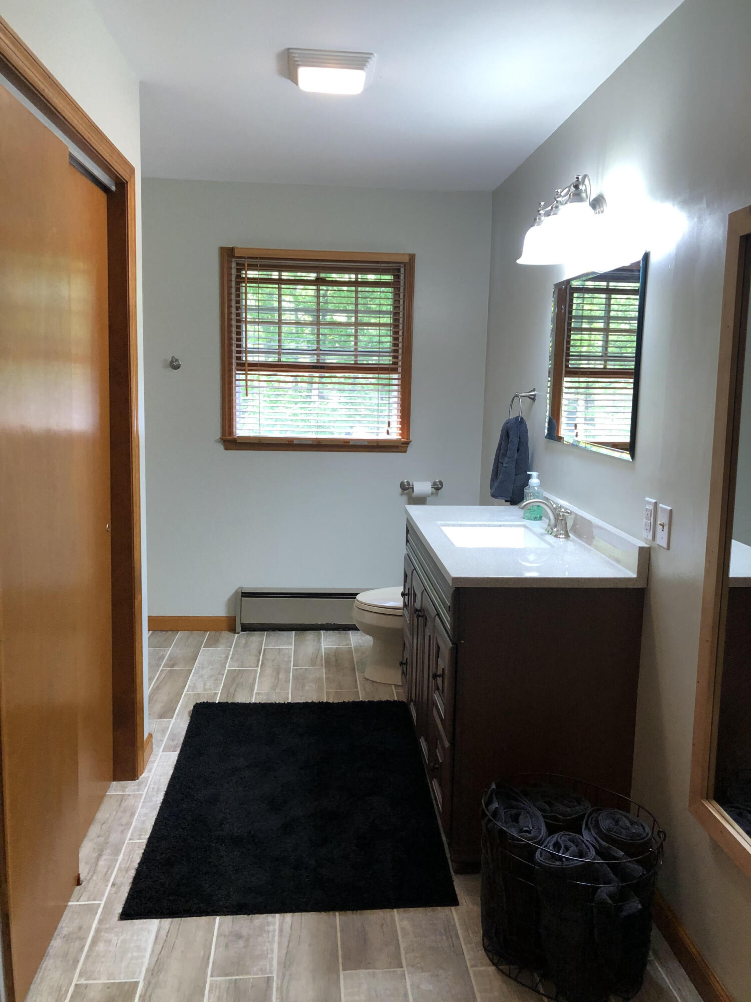 8010 Mill Branch Road Covington, VA 24426 - Photo 16 of 36 full bath entry