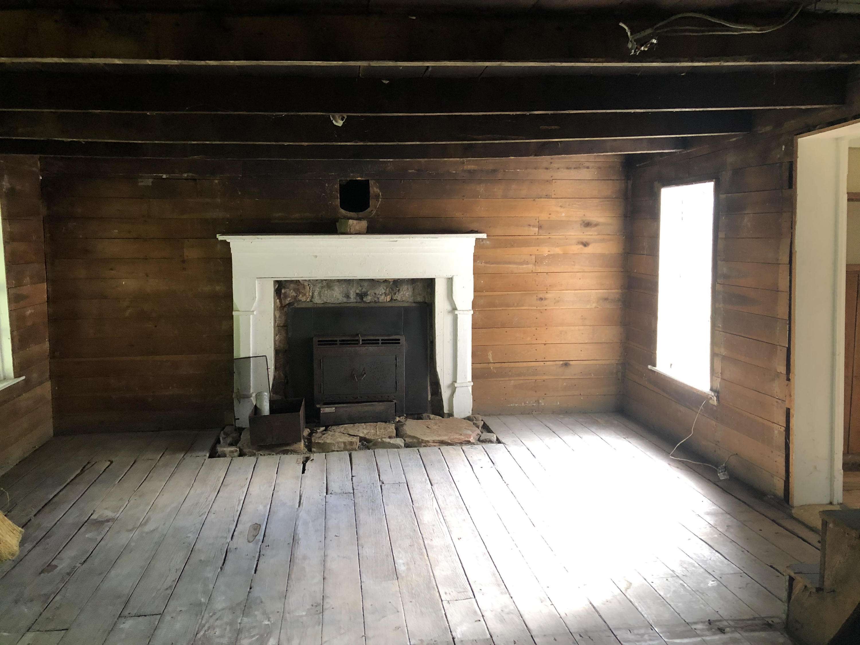 8010 Mill Branch Road Covington, VA 24426 - Photo 30 of 36 cabin interior 4