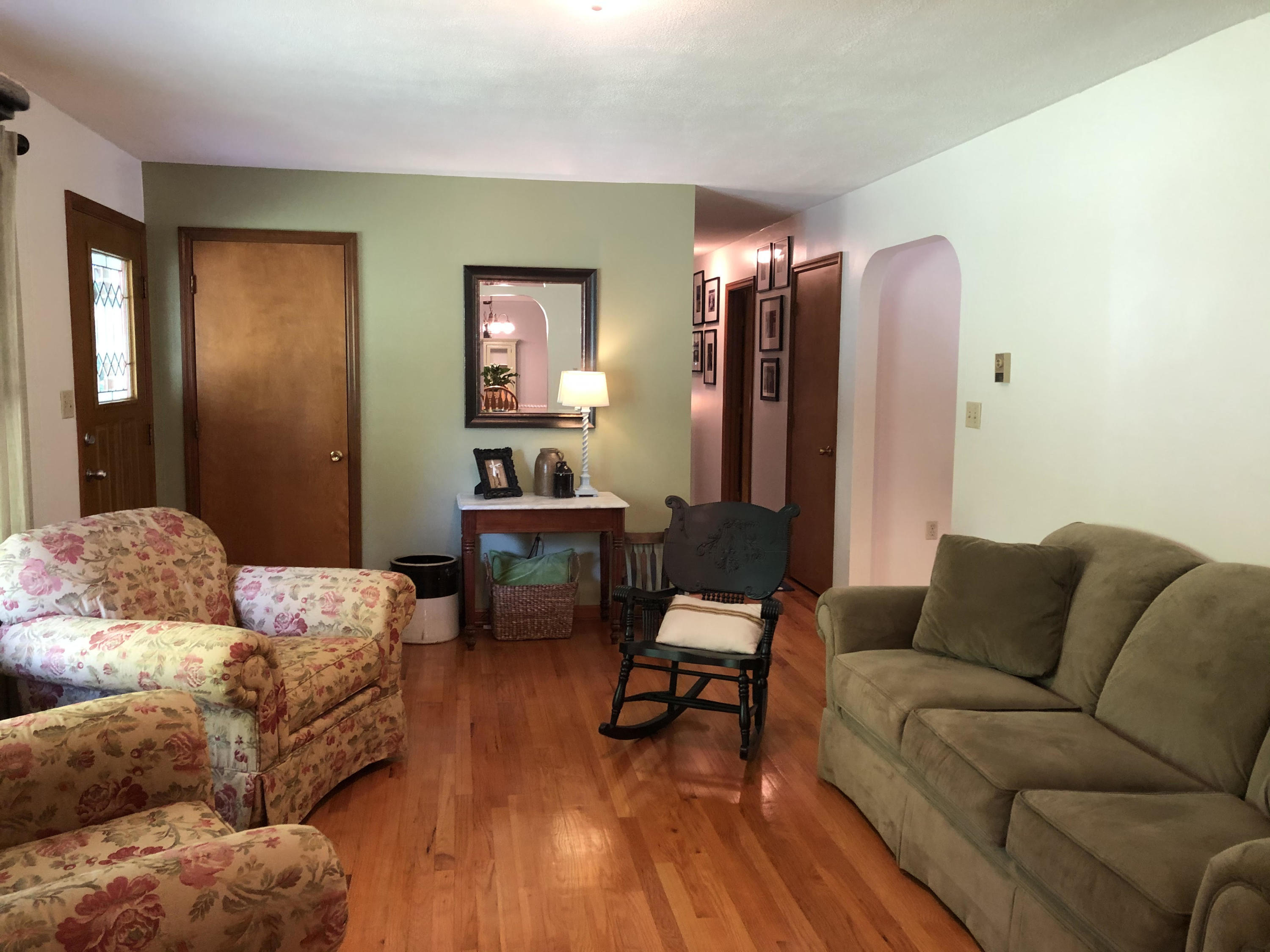 8010 Mill Branch Road Covington, VA 24426 - Photo 10 of 36 living room view