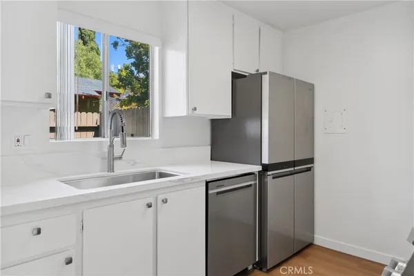 $2,795 | 654 Ohio Avenue, Unit 2, Long Beach, CA 90814