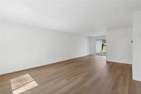 $2,795 | 654 Ohio Avenue, Unit 2, Long Beach, CA 90814