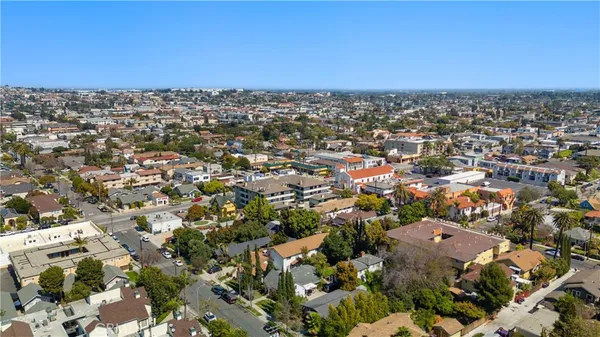 $2,795 | 654 Ohio Avenue, Unit 2, Long Beach, CA 90814