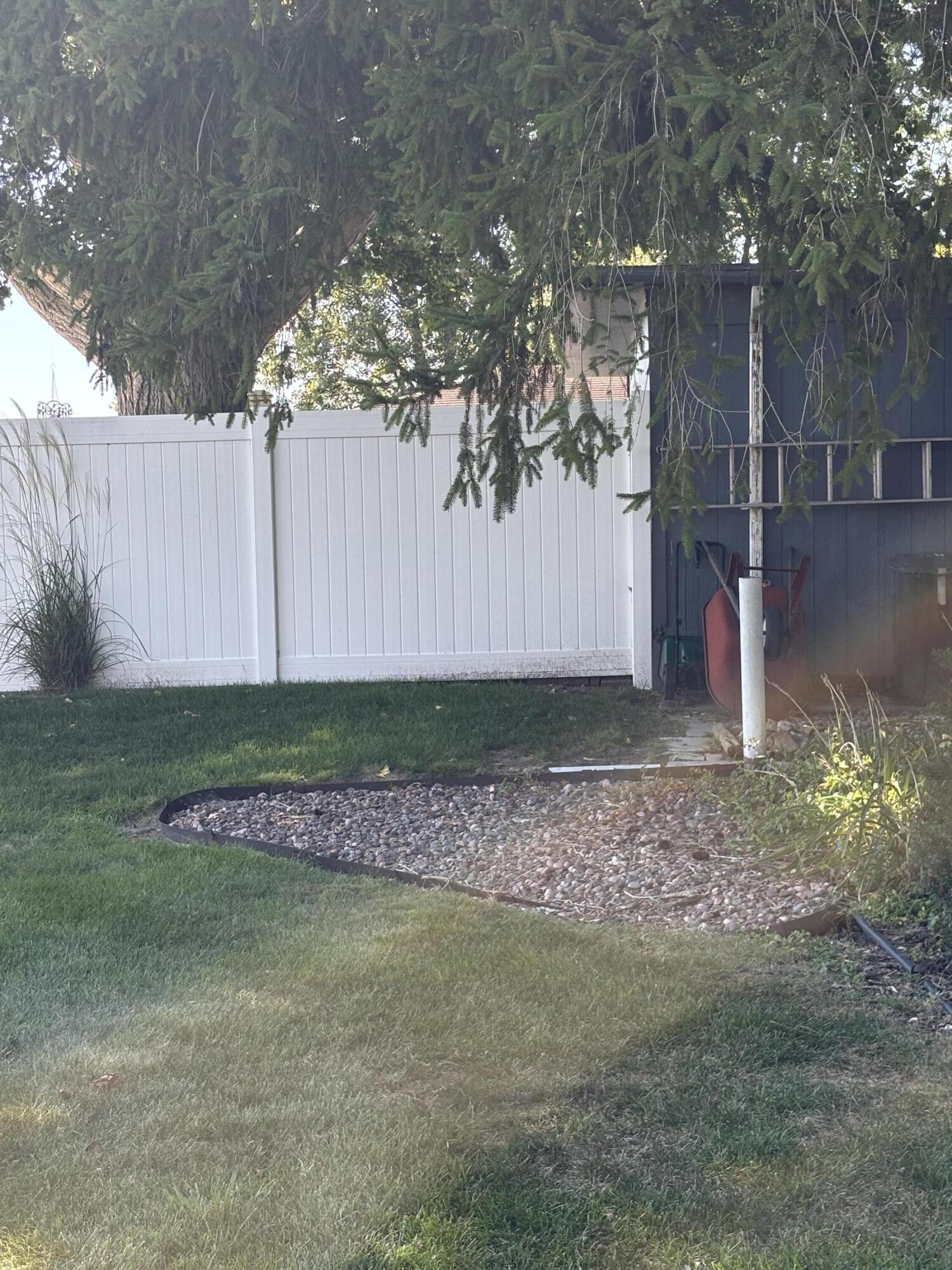 402 South Home Avenue Rensselaer, IN 47978 - Photo 22 of 27 a view of a backyard