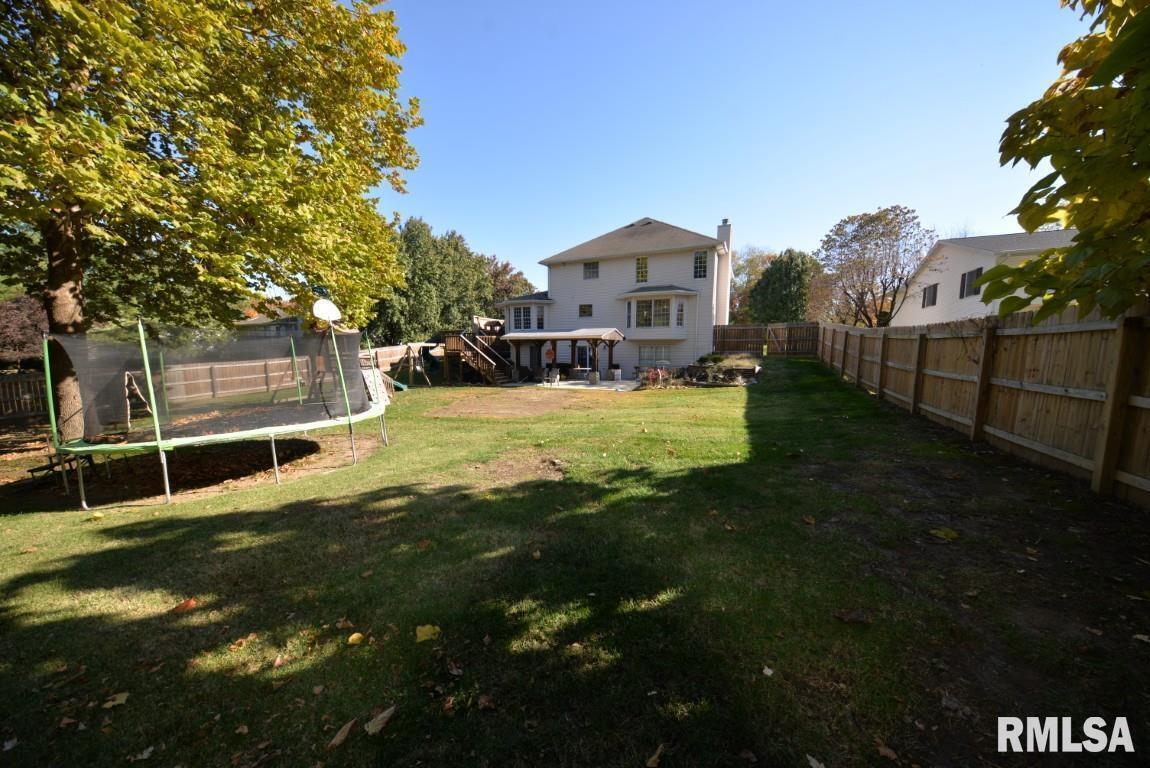 501 Cardinal Drive Mount Vernon, IL 62864 - Photo 13 of 57 a view of a house with a yard