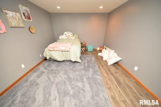 $415,000 | 501 Cardinal Drive, Mount Vernon, IL 62864