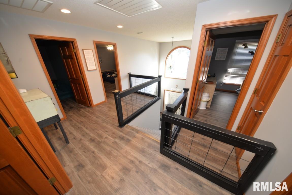 501 Cardinal Drive Mount Vernon, IL 62864 - Photo 46 of 57 a view of an entryway with a workspace