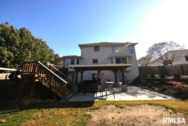 $415,000 | 501 Cardinal Drive, Mount Vernon, IL 62864