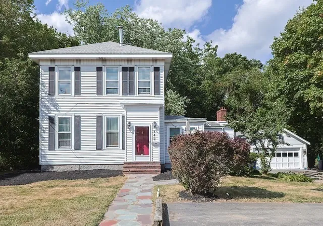 $669,000 | 440 Market Street, Rockland, MA 02370