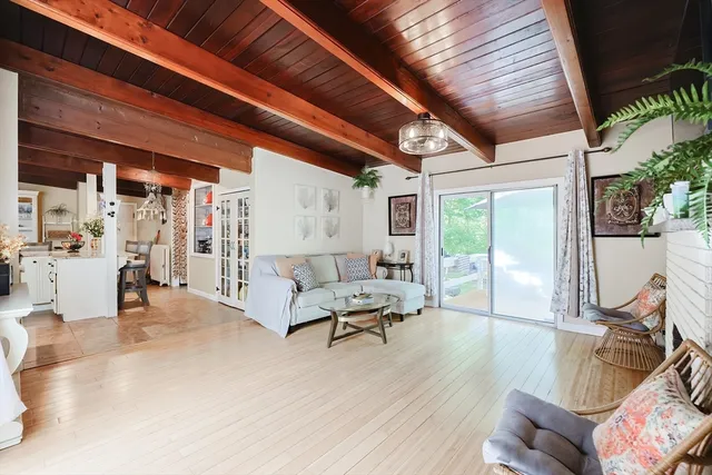 $669,000 | 440 Market Street, Rockland, MA 02370