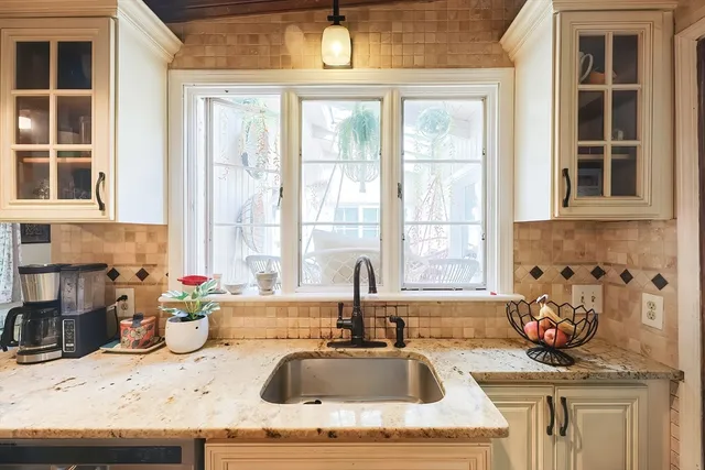 $669,000 | 440 Market Street, Rockland, MA 02370