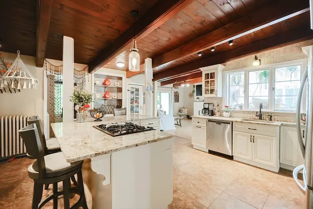 $669,000 | 440 Market Street, Rockland, MA 02370