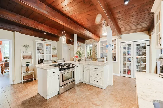 $669,000 | 440 Market Street, Rockland, MA 02370