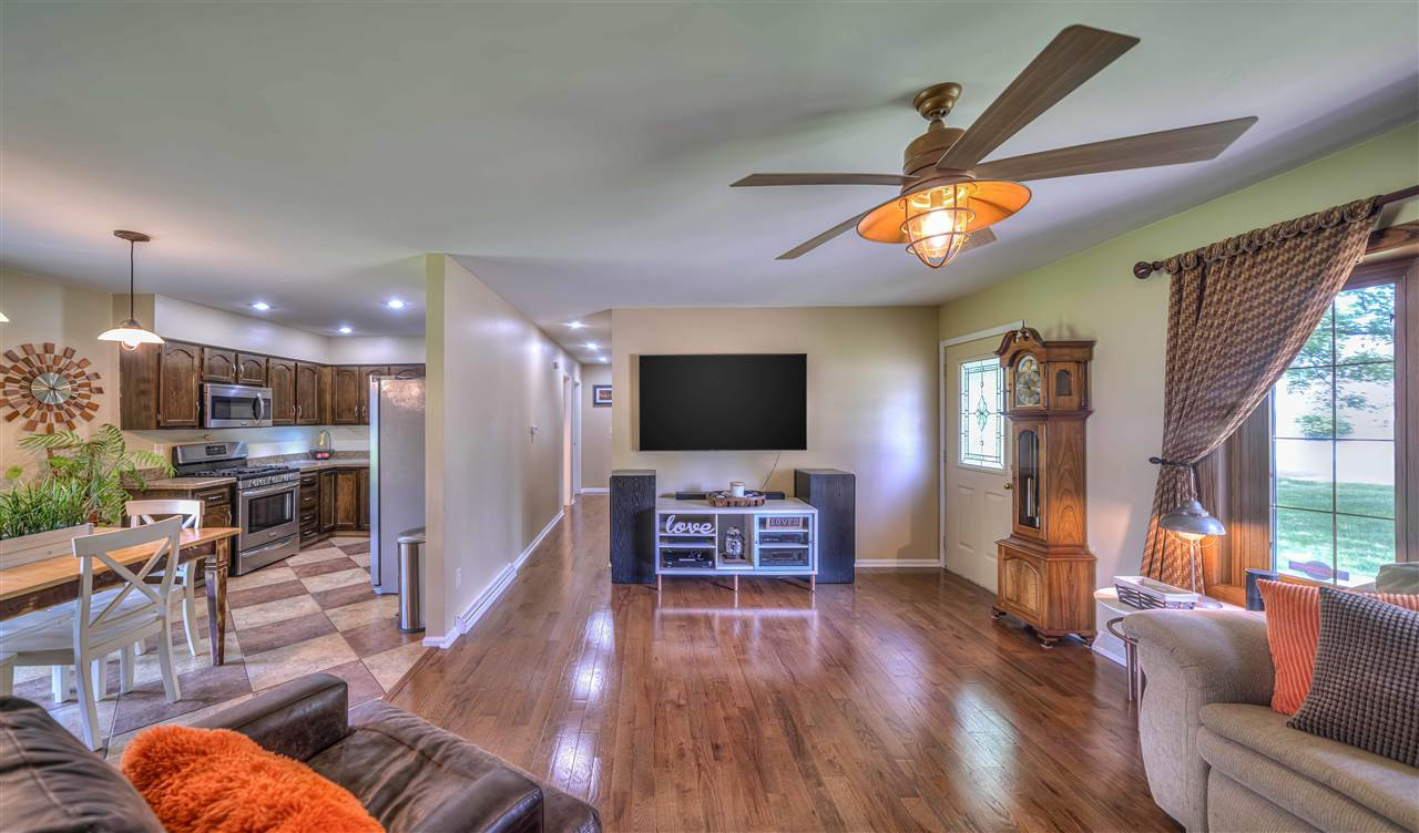 4110 North Draper Road Jackson, MI 49203 - Photo 5 of 24 Photo 5