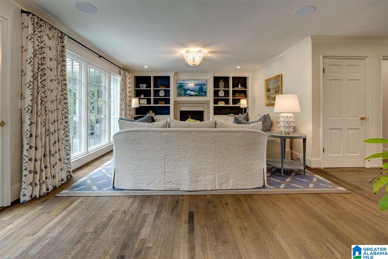 2912 Warrington Road Birmingham, AL 35223 - Photo 7 of 41