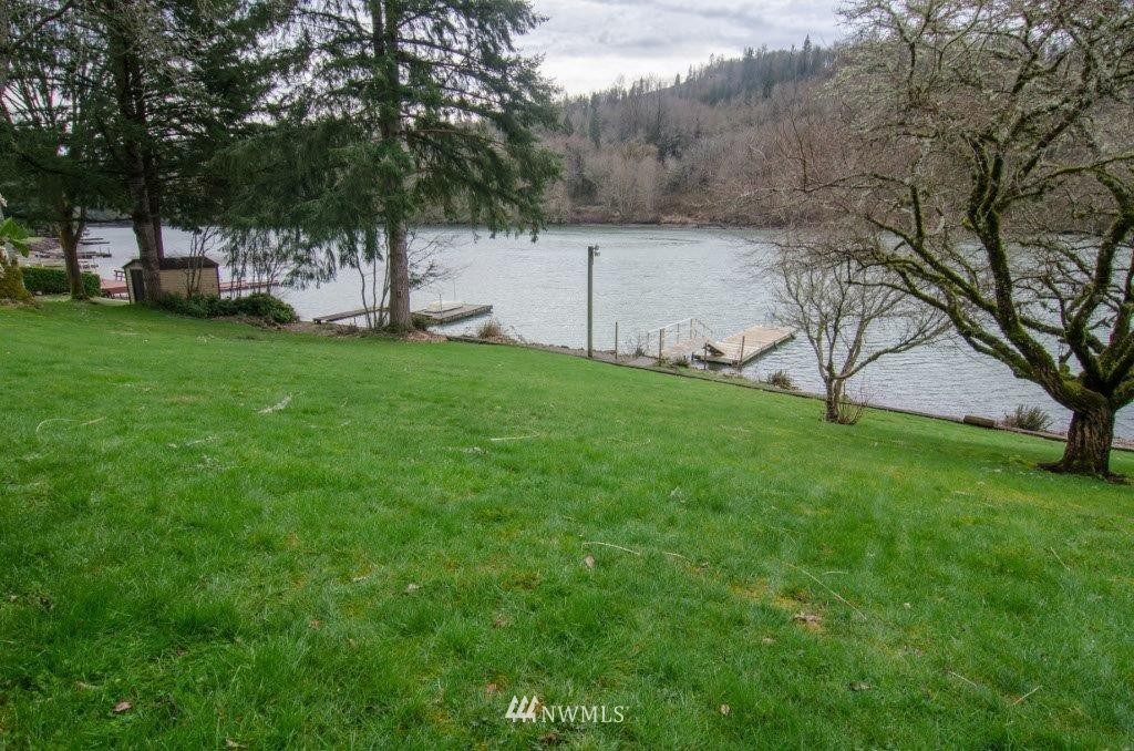 139 Lake Road Silver Creek, WA 98585 - Photo 13 of 25 Gallery Image 13