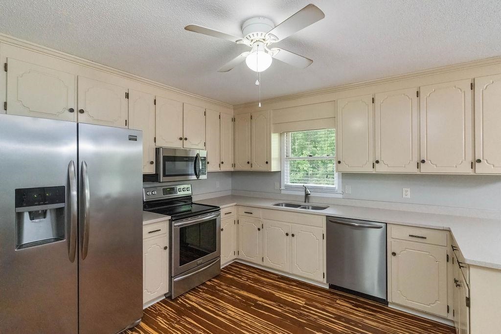 132 Limerick Road Greenwood, SC 29649 - Photo 9 of 35 Gallery Image 9