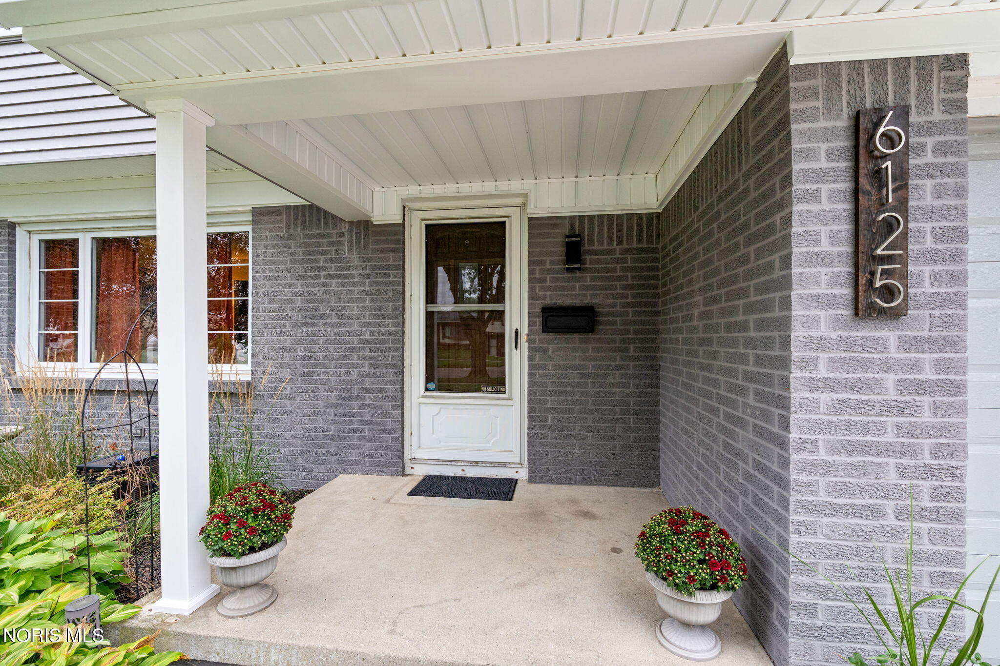 6125 Everwood Road Toledo, OH 43613 - Photo 2 of 45 Gallery Image 2