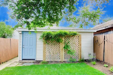 $700,000 | 1740 North Washtenaw Avenue, Chicago, IL 60647