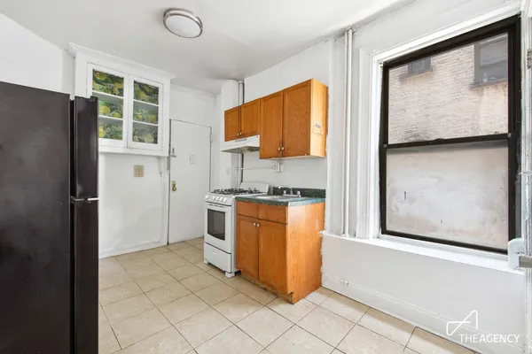 $3,500 | 177 Thompson Street, Unit 12 | Greenwich Village