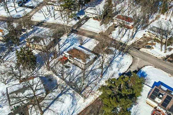 $999,000 | 13 Mirror Lake Road, Spring Valley, NY 10977