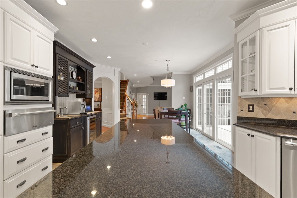 39 Connelly Hill Road Hopkinton, MA 01748 - Photo 11 of 42 Gallery Image 11