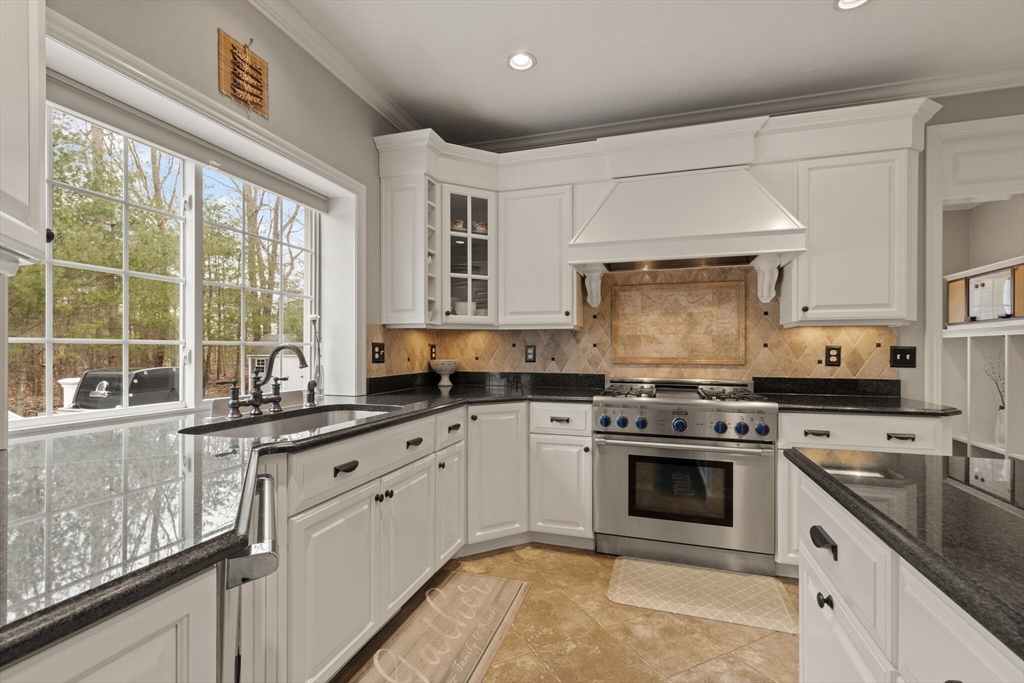 39 Connelly Hill Road Hopkinton, MA 01748 - Photo 14 of 42 Gallery Image 14