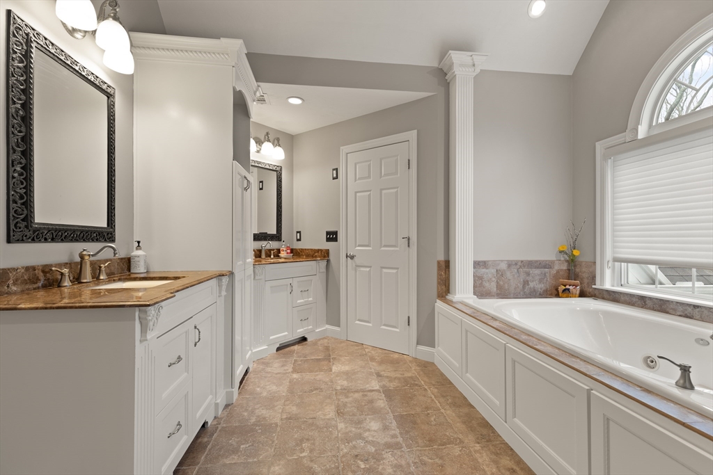 39 Connelly Hill Road Hopkinton, MA 01748 - Photo 28 of 42 Gallery Image 28
