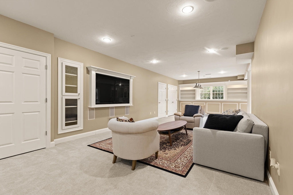 39 Connelly Hill Road Hopkinton, MA 01748 - Photo 39 of 42 Gallery Image 39