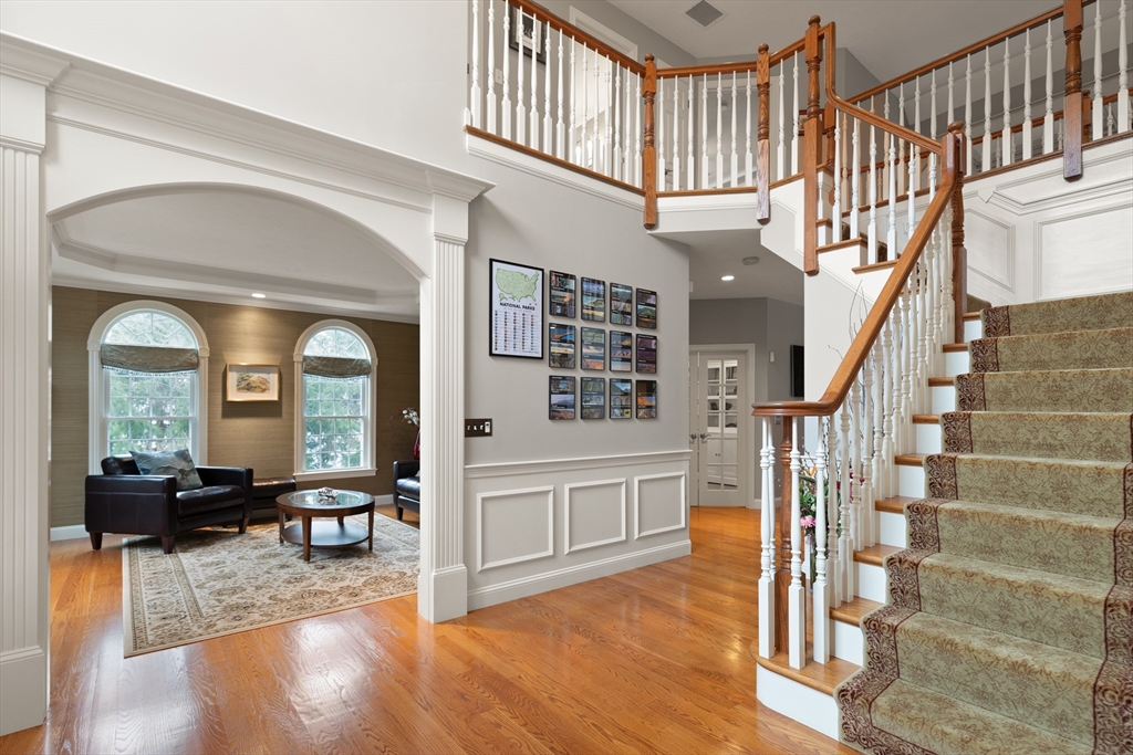 39 Connelly Hill Road Hopkinton, MA 01748 - Photo 5 of 42 Gallery Image 5