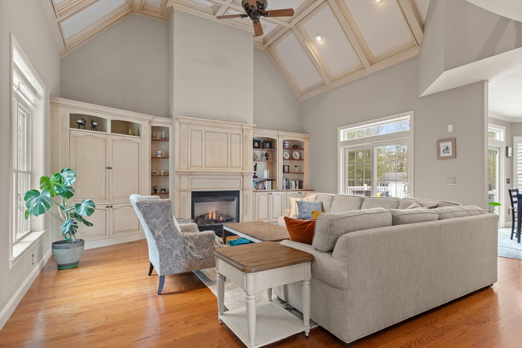 39 Connelly Hill Road Hopkinton, MA 01748 - Photo 8 of 42 Gallery Image 8