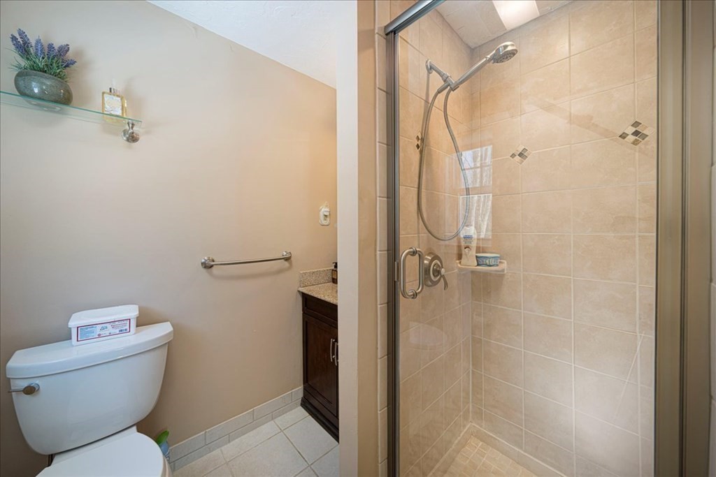 32 Valentine Road Northborough, MA 01532 - Photo 17 of 33 Gallery Image 17