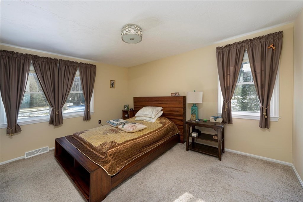 32 Valentine Road Northborough, MA 01532 - Photo 19 of 33 Gallery Image 19