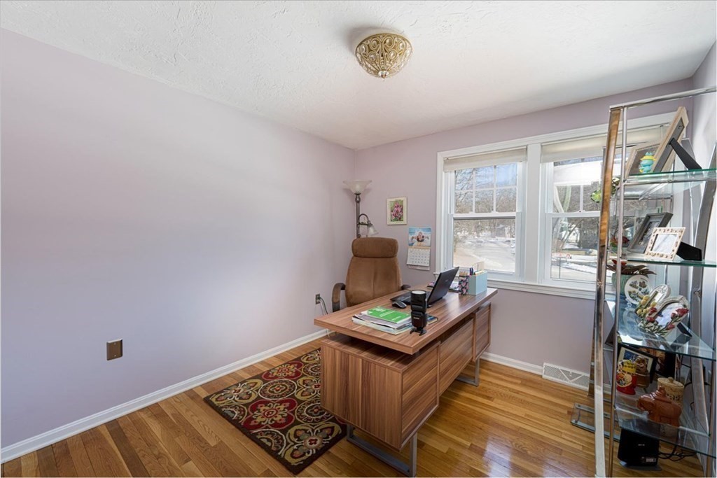 32 Valentine Road Northborough, MA 01532 - Photo 22 of 33 Gallery Image 22