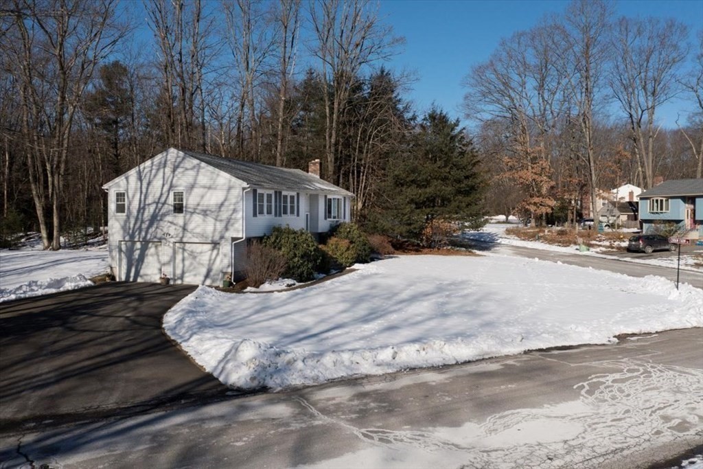32 Valentine Road Northborough, MA 01532 - Photo 31 of 33 Gallery Image 31