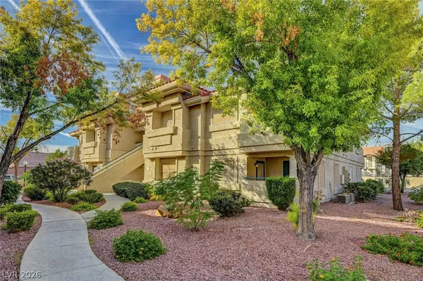 $235,000 | 322 Sunward Drive, Unit 322, Henderson, NV 89014