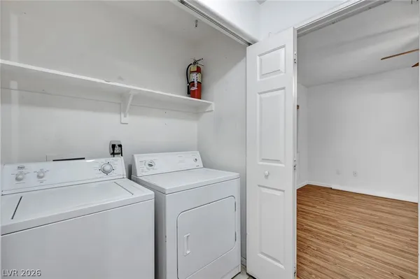 $235,000 | 322 Sunward Drive, Unit 322, Henderson, NV 89014