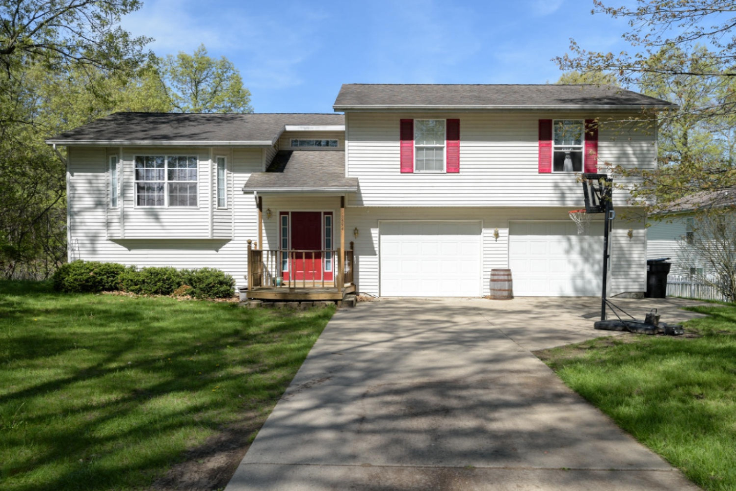 2594 Abbey Road Wayland, MI 49348 - Photo 1 of 30 Abbey_Rd_2594_Wayland_49348-1