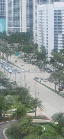 $2,500 | 1985 South Ocean Drive, Unit 15H, Hallandale Beach, FL 33009