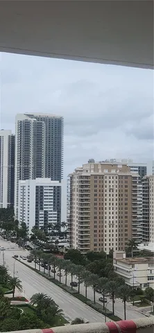 $2,500 | 1985 South Ocean Drive, Unit 15H, Hallandale Beach, FL 33009