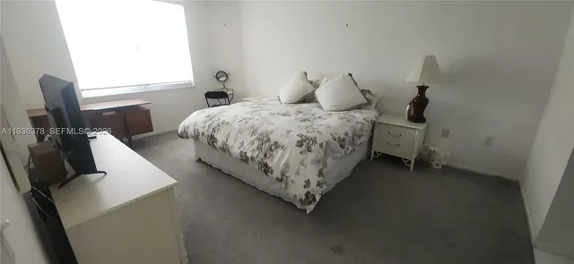 $2,500 | 1985 South Ocean Drive, Unit 15H, Hallandale Beach, FL 33009