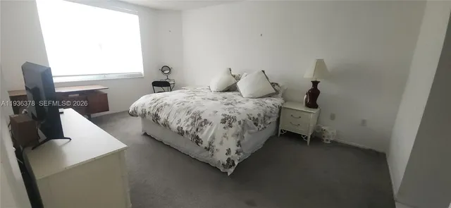 $2,500 | 1985 South Ocean Drive, Unit 15H, Hallandale Beach, FL 33009