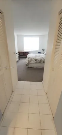 $2,500 | 1985 South Ocean Drive, Unit 15H, Hallandale Beach, FL 33009