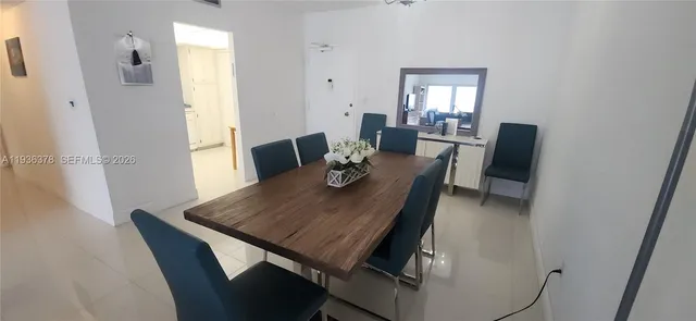 $2,500 | 1985 South Ocean Drive, Unit 15H, Hallandale Beach, FL 33009