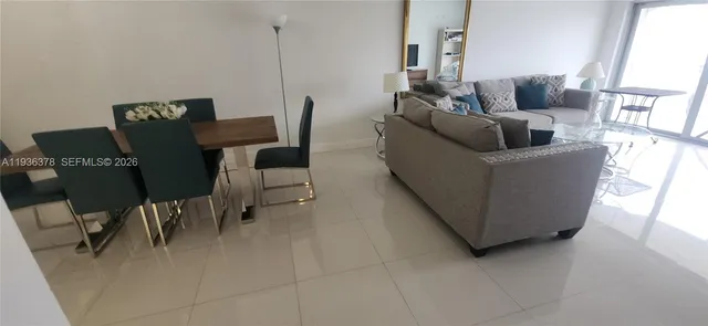 $2,500 | 1985 South Ocean Drive, Unit 15H, Hallandale Beach, FL 33009