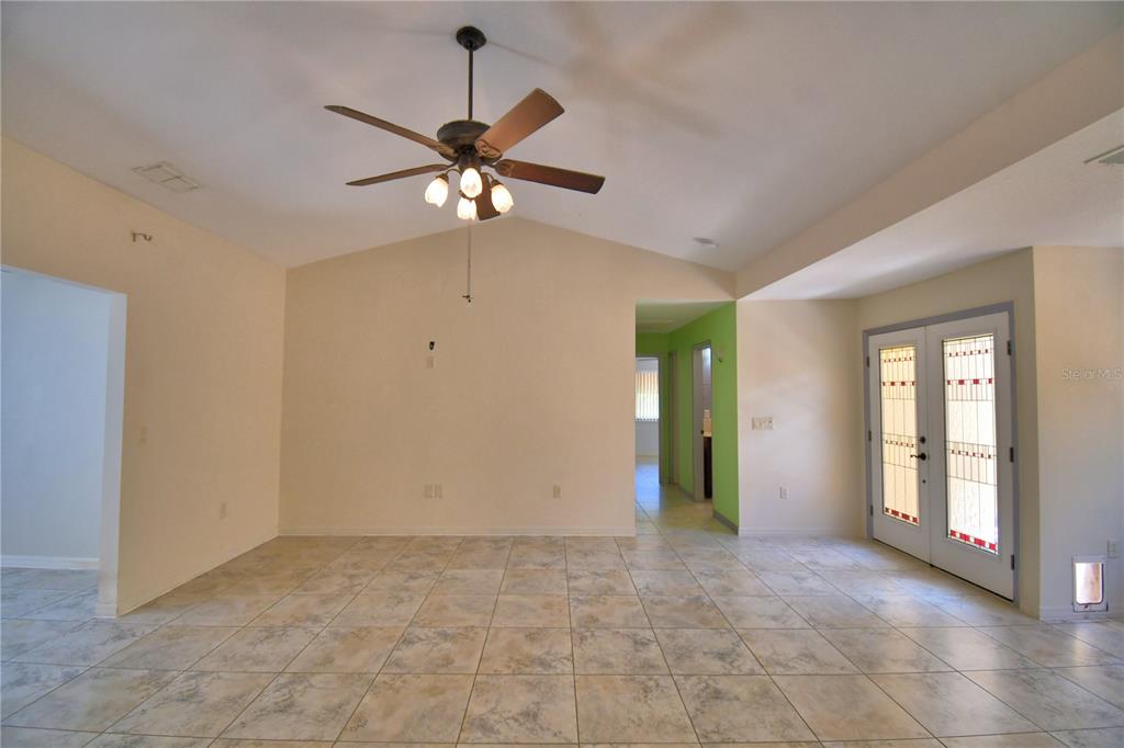 263 Mariposa Winter Haven, FL 33884 - Photo 32 of 69 a view of an empty room with a window